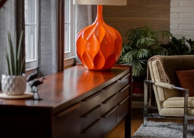 Iconic Pair of Mid-Century Honeycomb Orange Table Lamps_27